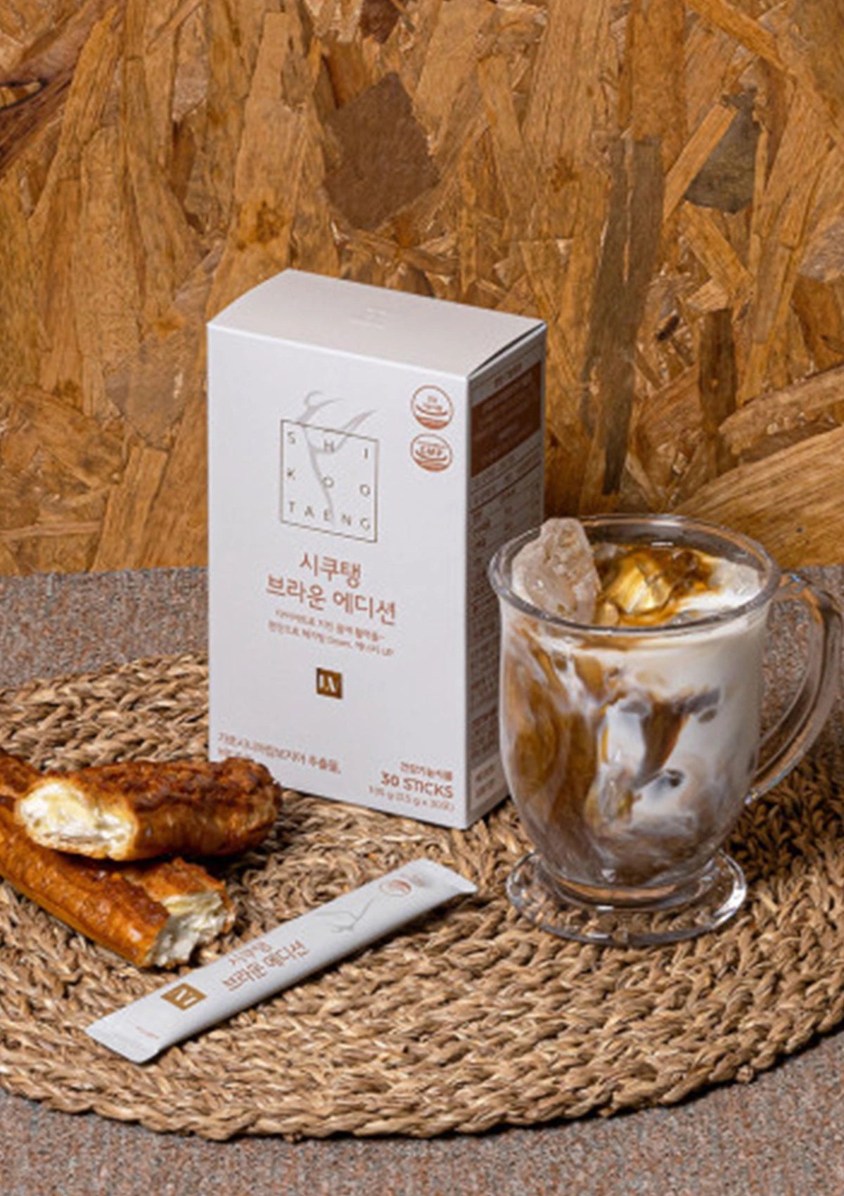 Packaging of SHIKOOTAENG Diet Coffee Hazelnut with text detailing the product name,